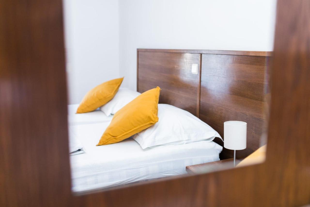 פג Mb Pag Bed&Breakfast מראה חיצוני תמונה