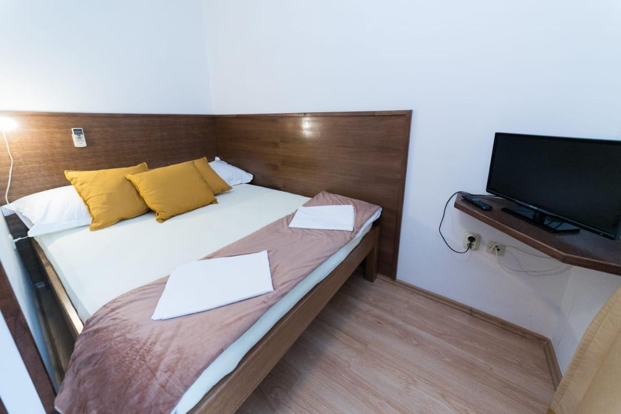 פג Mb Pag Bed&Breakfast מראה חיצוני תמונה